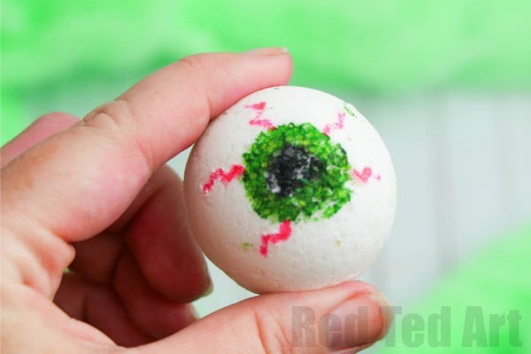 Halloween Bath Bombs DIY #DIY #craft #bathroom