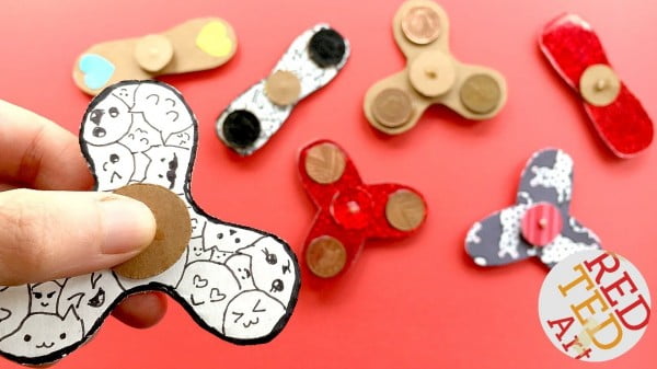 Easy Fidget Spinner WITHOUT Bearings TEMPLATE #DIY #toys #crafts