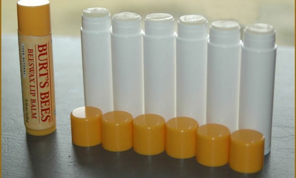 Burt's Bees Lip Balm Homemade DIY Copycat Recipe #DIY #crafts #lipbalm