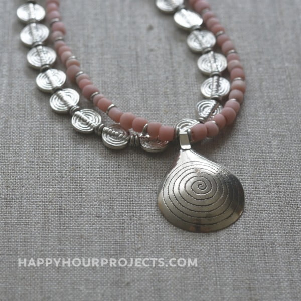 Coral Spiral DIY Necklace #DIY #crafts #jewelry #necklace