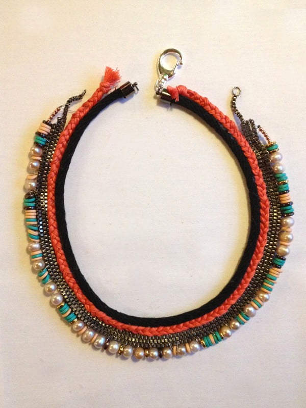 DIY: Lizzie Fortunato inspired Mixed Media Collar Necklace #DIY #crafts #jewelry #necklace