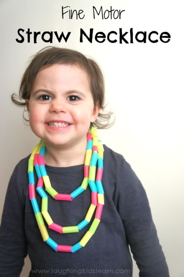DIY threaded straw necklace #DIY #crafts #jewelry #necklace