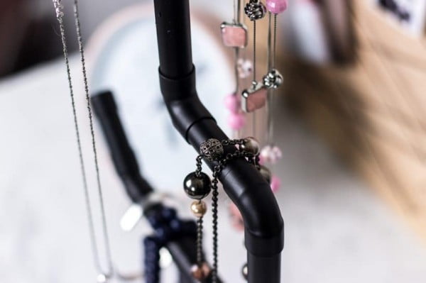 DIY Necklace Holder with Copper Pipes #DIY #crafts #jewelry #necklace