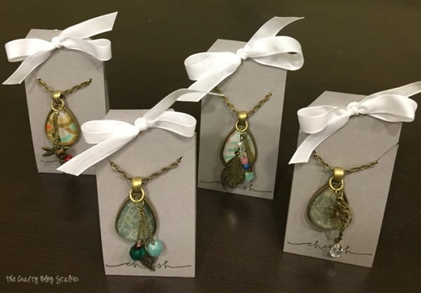 How to Make a Necklace Card #DIY #crafts #jewelry #necklace