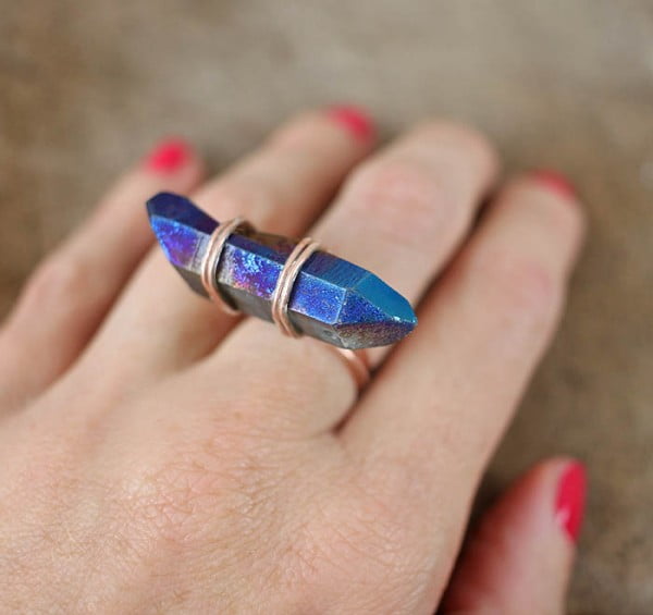 DIY Wrapped Crystal Ring #DIY #jewelry #ring #crafts