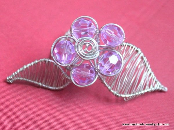 Flower and Leaf Ring Jewelry Making Tutorial #DIY #jewelry #ring #crafts