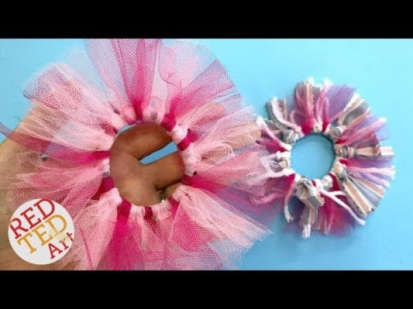 No Sew Scrunchie DIY – No glue – How to make a Scrunchie No Sew #DIY #crafts #beauty #scrunchie #hairstyle #style