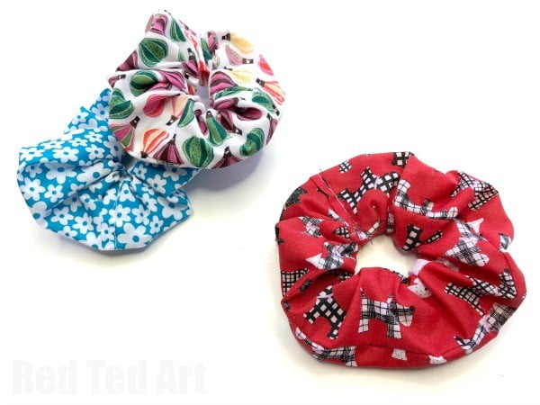 How to make a Scrunchie #DIY #crafts #beauty #scrunchie #hairstyle #style