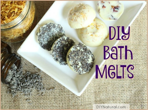 DIY Bath Melts: Moisturizing and Naturally Scented #DIY #crafts #beauty #bathroom