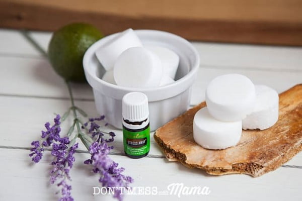 DIY Aromatherapy Shower Steamers #DIY #crafts #beauty #bathroom
