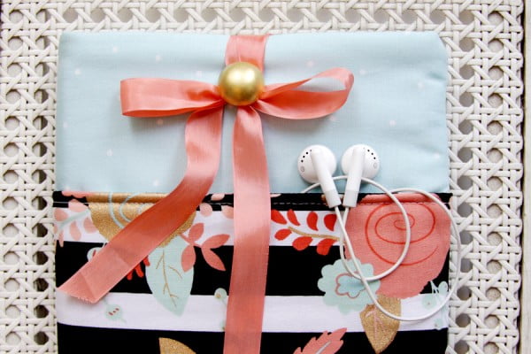DIY Tablet Cover - #DIY #crafts