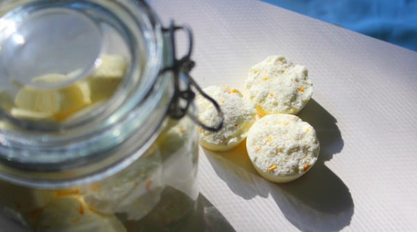DIY Zero Waste Toilet Bowl Fizzies #DIY #bathroom #cleaning #fizzies #toiletbombs #crafts