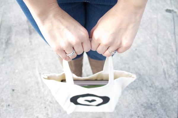 DIY Lovely Indeed Tote Bag #DIY #craft #totebag