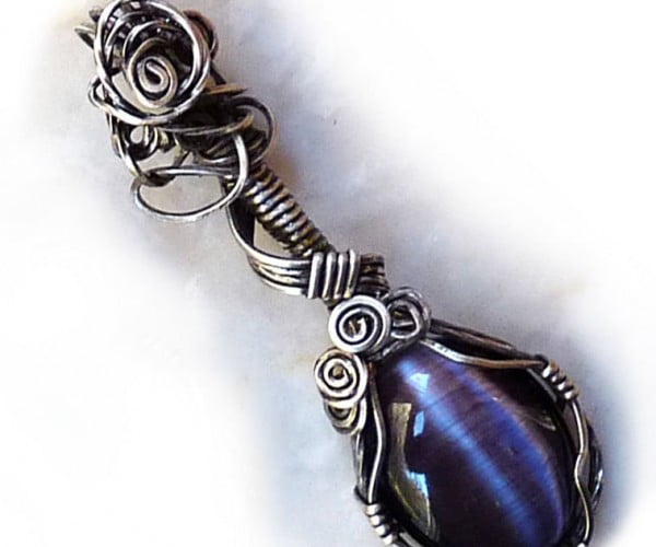 Wire Wrapped Pendant #DIY #crafts #jewelry