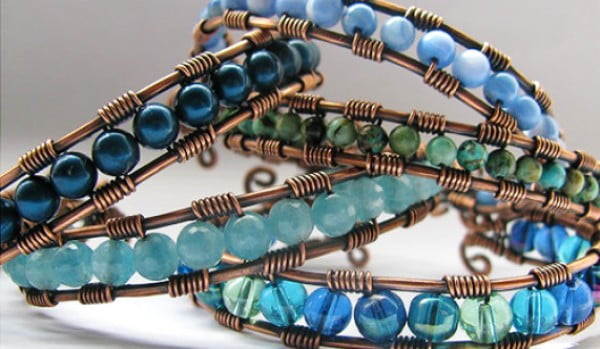 DIY Wire Wrap Cuff Bracelet #DIY #crafts #jewelry