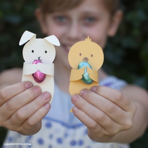 DIY Easter Craft by lia griffith #Easter #DIY #crafts