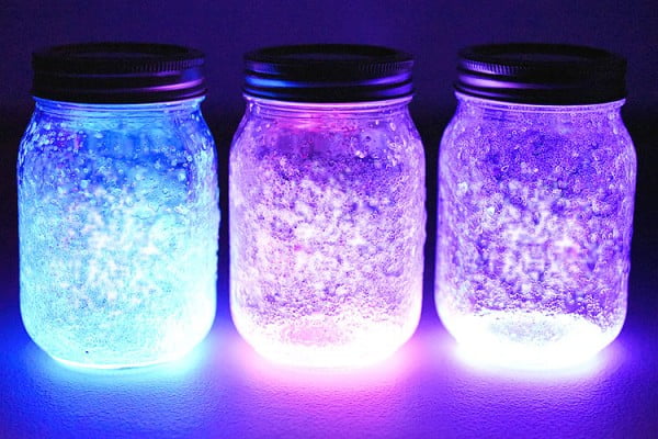 Fairies in a Jar #DIY #craft #fairyjar #masonjar #homedecor