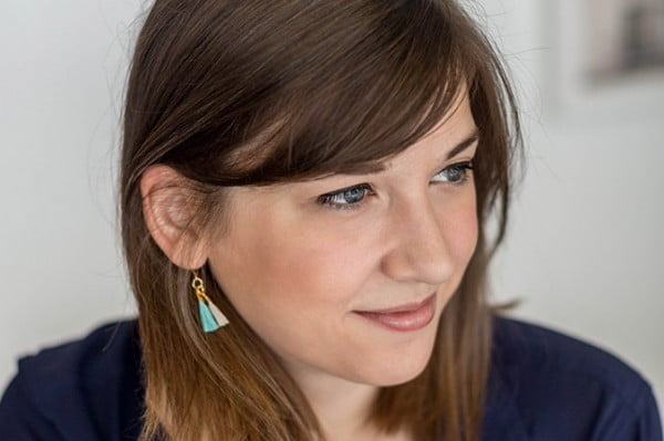 DIY Mini Dangle Tassel Earrings #DIY #jewelry #earrings #crafts