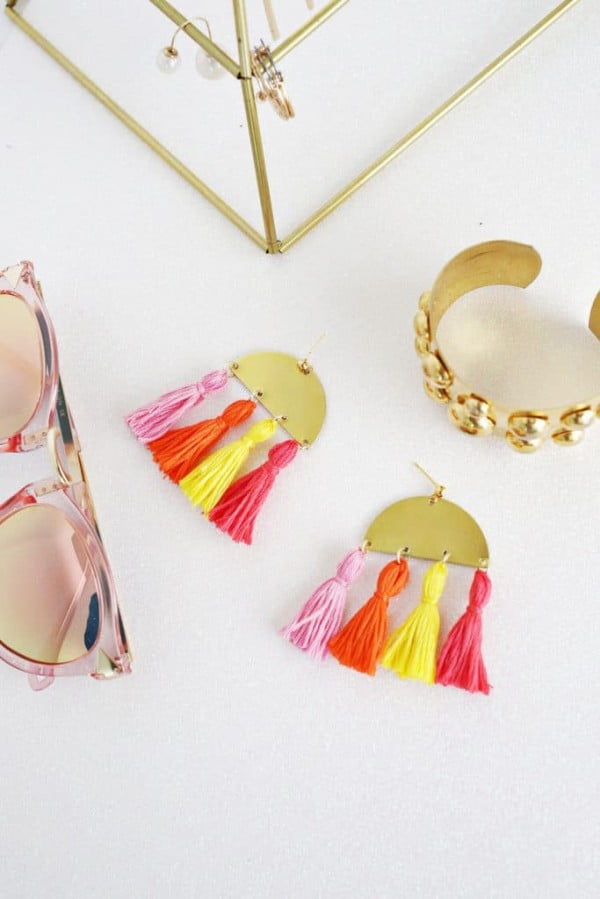Half Moon Tassel Earring DIY #DIY #jewelry #earrings #crafts