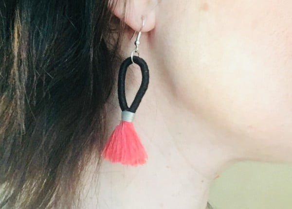 Step by step: DIY Tassel Earrings #DIY #jewelry #earrings #crafts