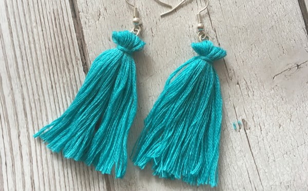 DIY Tassel Earrings #DIY #jewelry #earrings #crafts