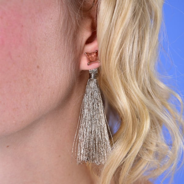DIY tassel earrings #DIY #jewelry #earrings #crafts