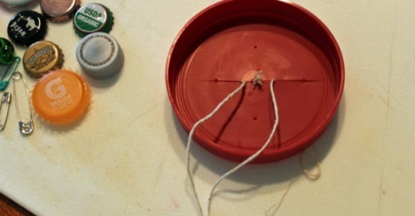 HOW TO: Make a Recycled Wind Chime #DIY #crafts #windchimes