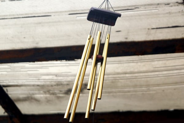 How to Build and Tune a Wind Chime #DIY #crafts #windchimes