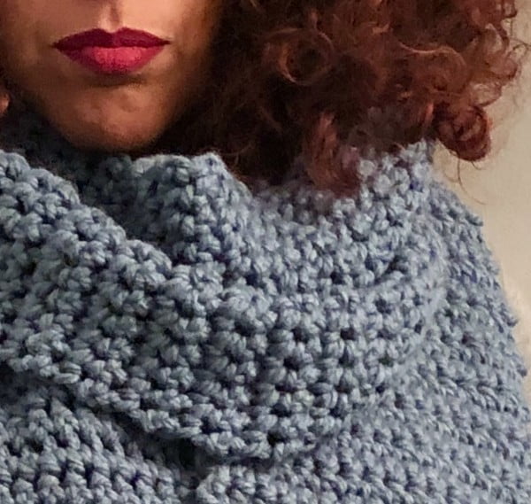 DIY Crochet Super Scarf w/ free pattern #crochet #crochetpattern #DIY #craft