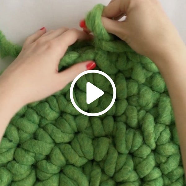 How to Finger Crochet a Rug #crochet #crochetpattern #DIY #craft
