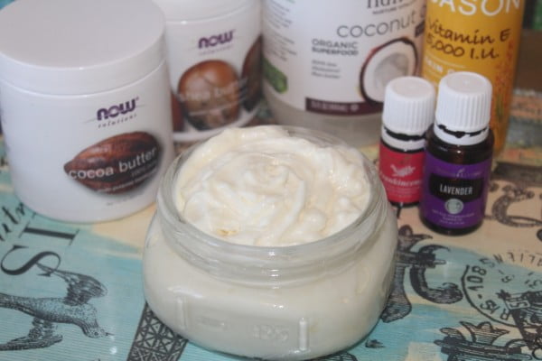 DIY Whipped Body Butter - #DIY #beauty #craft #bodybutter