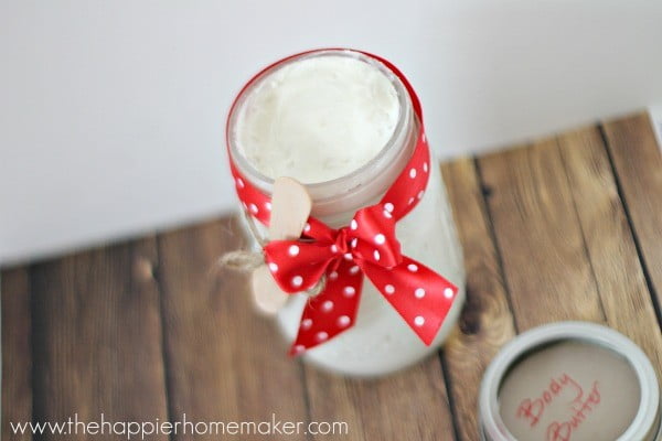 DIY Body Butter-Last Minute Gift #DIY #beauty #craft #bodybutter