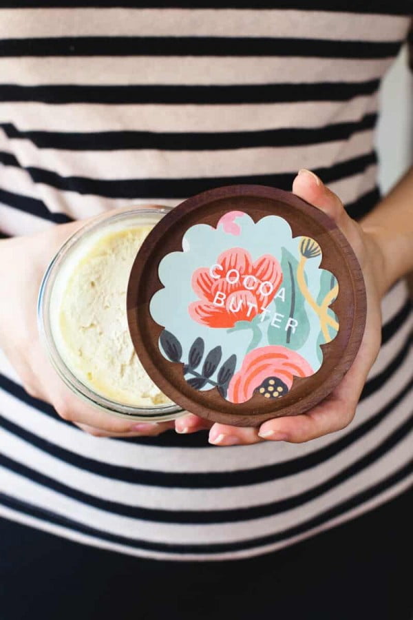 DIY Whipped Cocoa Body Butter #DIY #beauty #craft #bodybutter