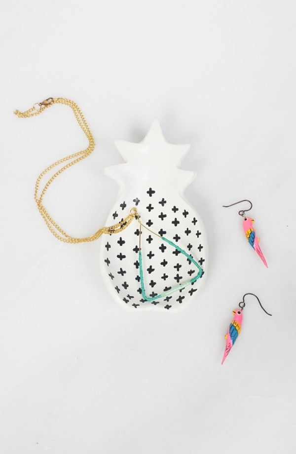 DIY Pineapple Ring Dish Idle Hands Awake #DIY #clay #dish #trinket