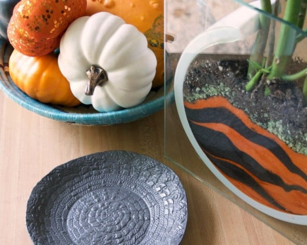 DIY Halloween Spider Web Dish Made With Air Dry Clay and a Surprise #DIY #clay #dish #trinket