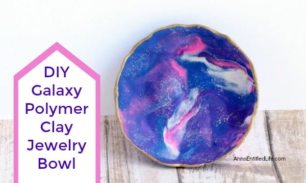 DIY Galaxy Polymer Clay Jewelry Bowl #DIY #clay #dish #trinket