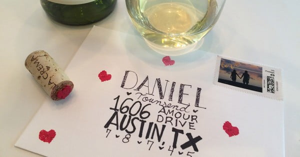 How to Use Leftover Wine Corks to Woo Your Valentine #DIY #craft #winecork