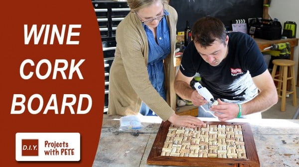 How to Make a Wine Cork Board #DIY #craft #winecork