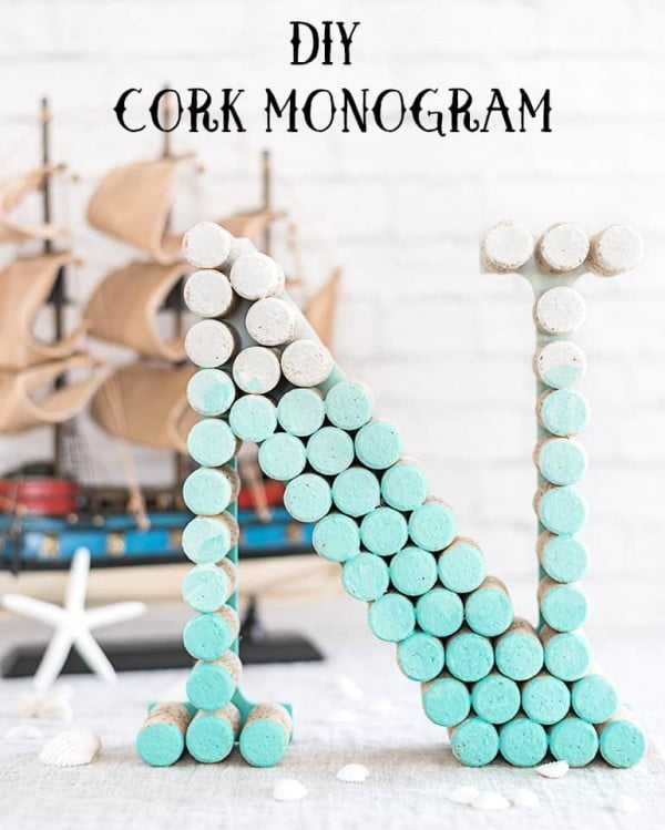 DIY Ombre Cork Monogram Letter Tutorial #DIY #craft #winecork