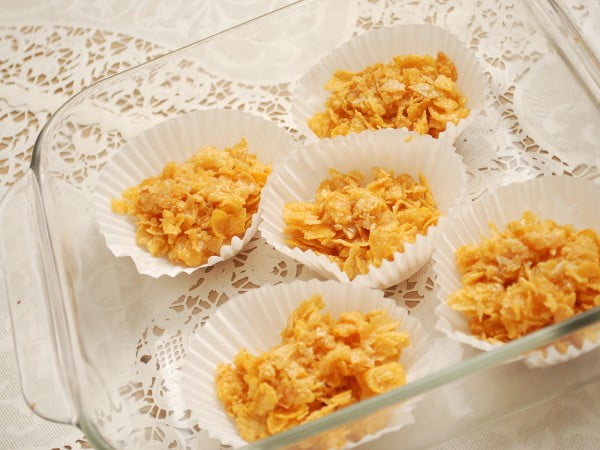 How to Make Honey Cornflakes