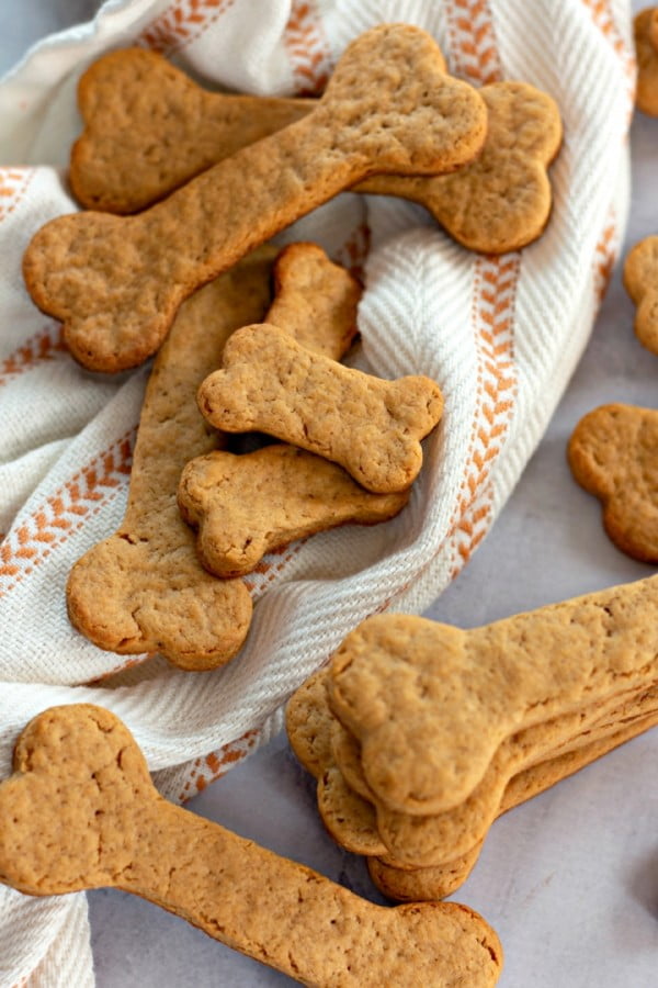 Easy Homemade Dog Treats