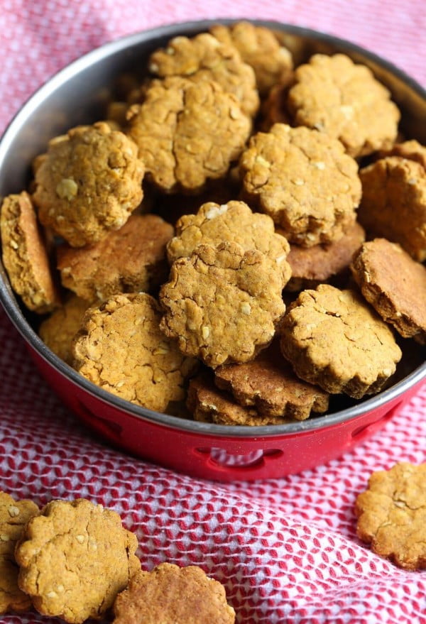 Homemade Pumpkin Peanut Butter Dog Treats!