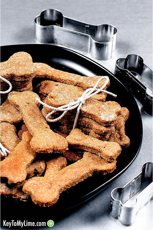 Homemade Dog Training Treats (Peanut Butter Banana)