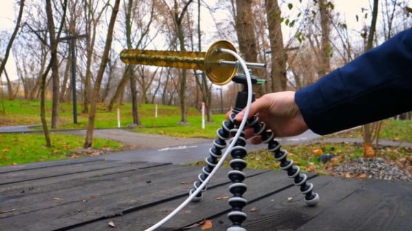 DIY/How To Make A Simple But Very Effective Long Range Wifi Antenna