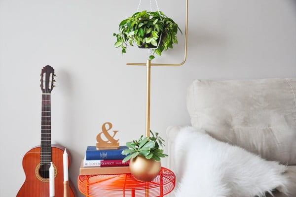 DIY Macramé Plant Hanger + Gold Plant Stand