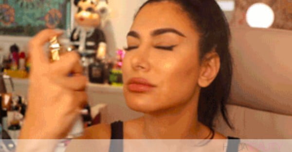 DIY FRIDAY: The Ultimate Pore-Tightening DIY Setting Spray
